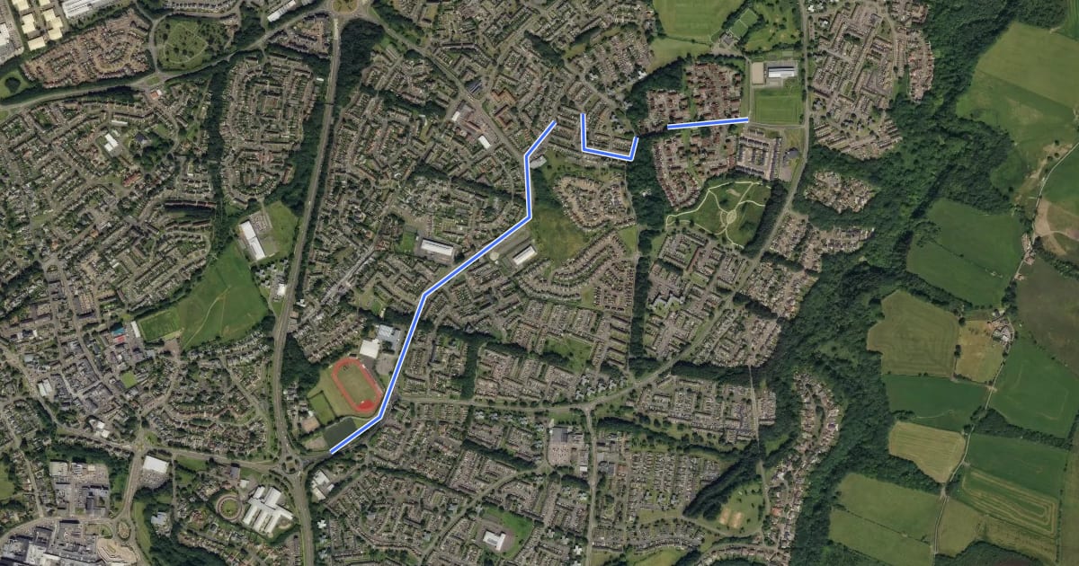 Маршрут Calderwood Cycle Route на спутниковом снимке