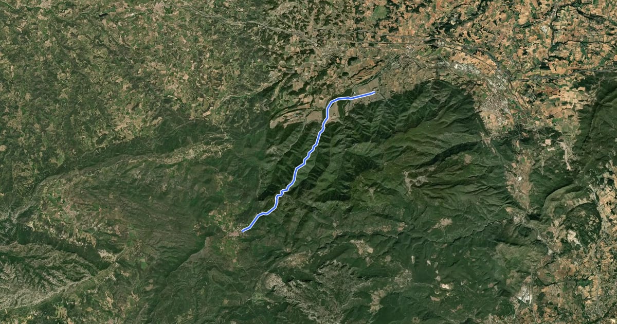 Маршрут Camí ramader del Monestir de Poblet a Prades на спутниковом снимке