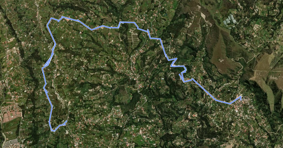 Маршрут CaminANTES Ruta 2: Cerro Cachaulo - Llacao на спутниковом снимке