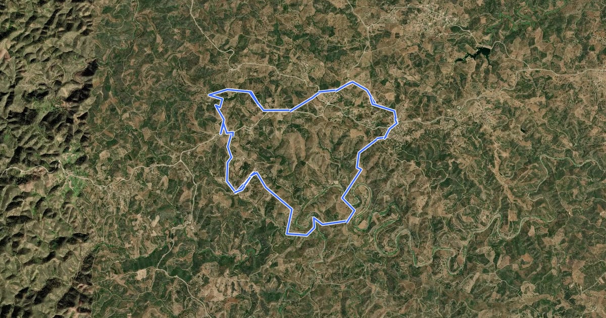 Маршрут Caminho da Amendoeira на спутниковом снимке