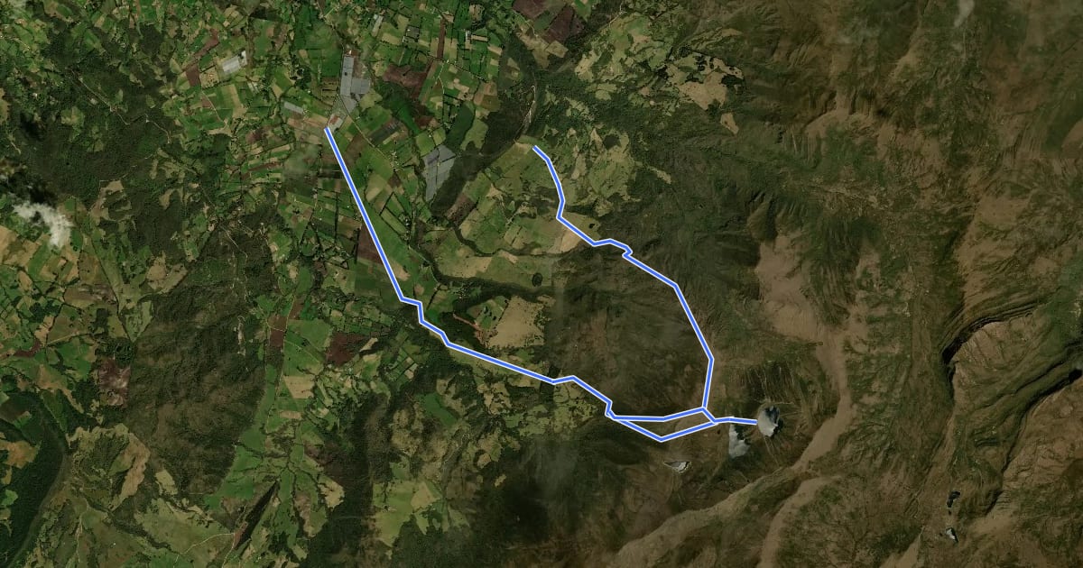 Маршрут Camino a las Lagunas de Siecha на спутниковом снимке
