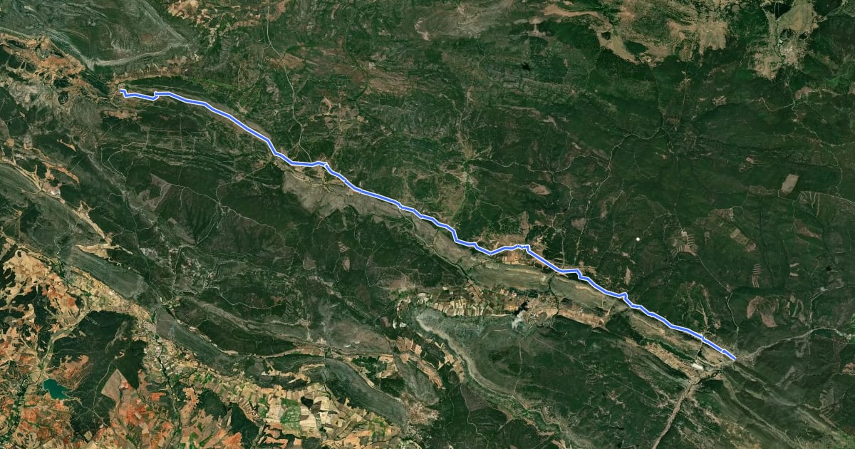 Маршрут Camino Jacobeo Castellano-Aragonés: San Leonardo de Yagüe-Mamolar на спутниковом снимке