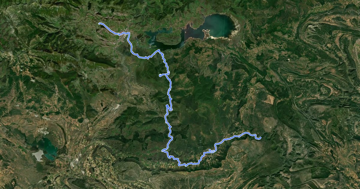 Маршрут Camino natural de Ebro - Cantabria на спутниковом снимке