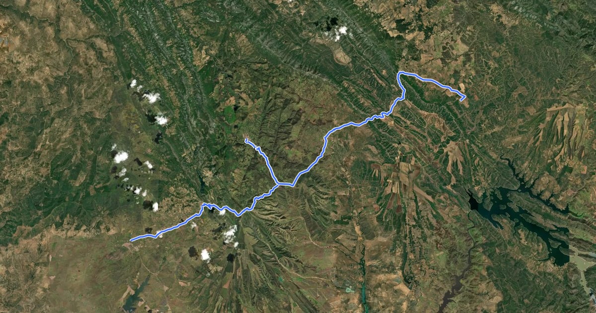 Маршрут Camino Natural de Las Villuercas на спутниковом снимке