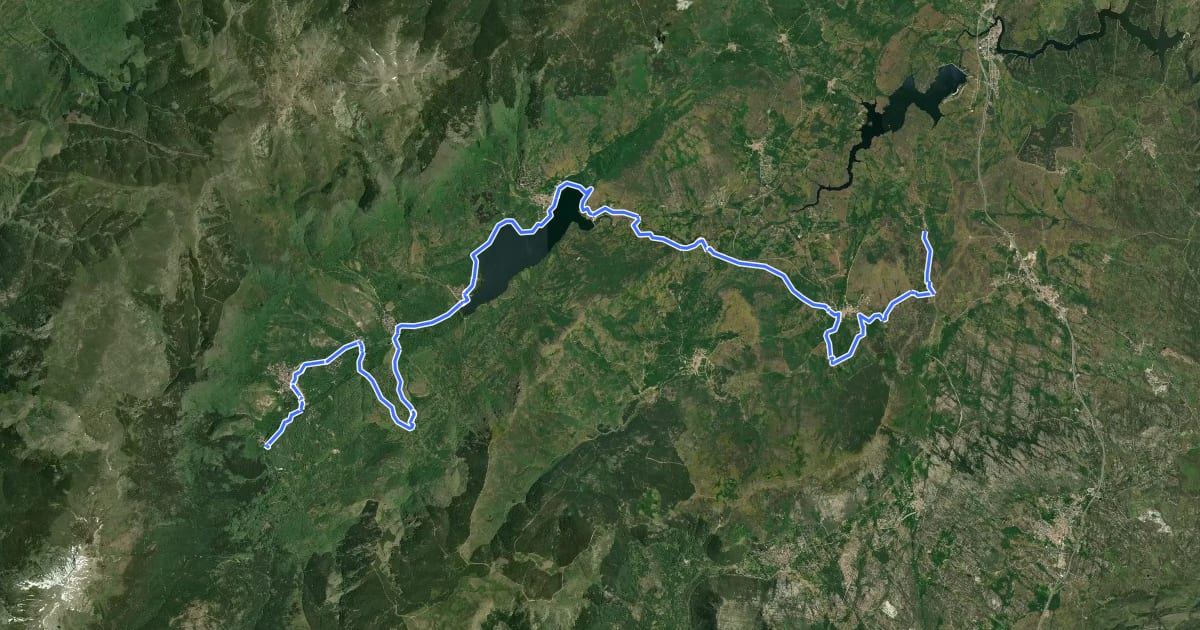 Маршрут Camino Natural del Valle del Lozoya на спутниковом снимке