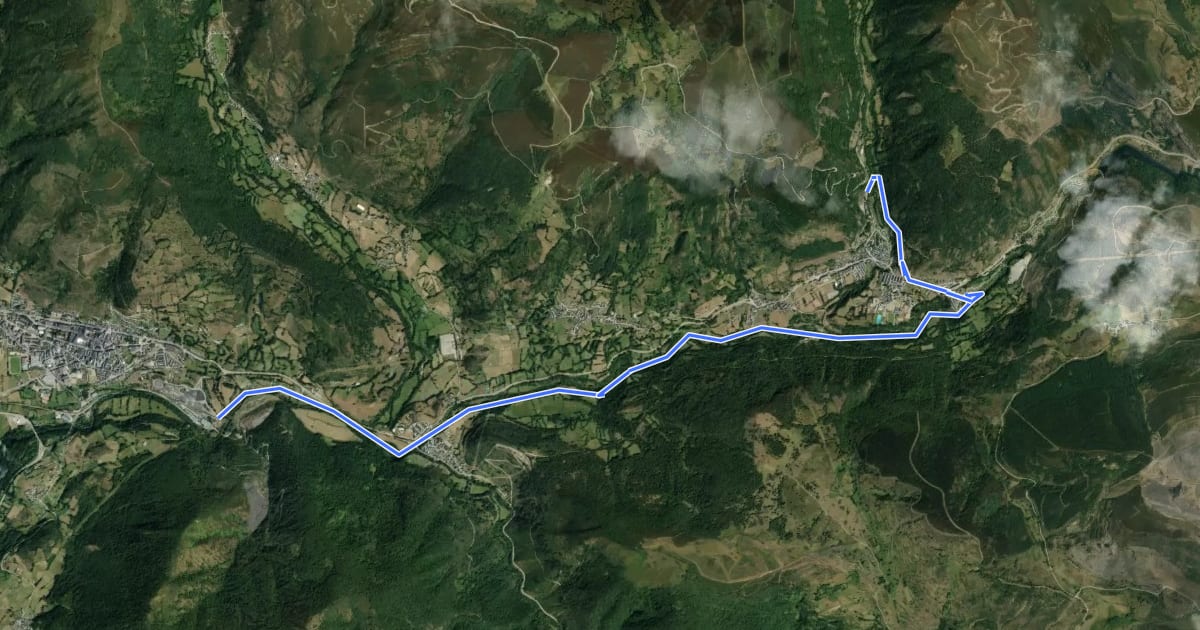 Маршрут Camino Natural Via Verde de Villablino a Vilaseca на спутниковом снимке