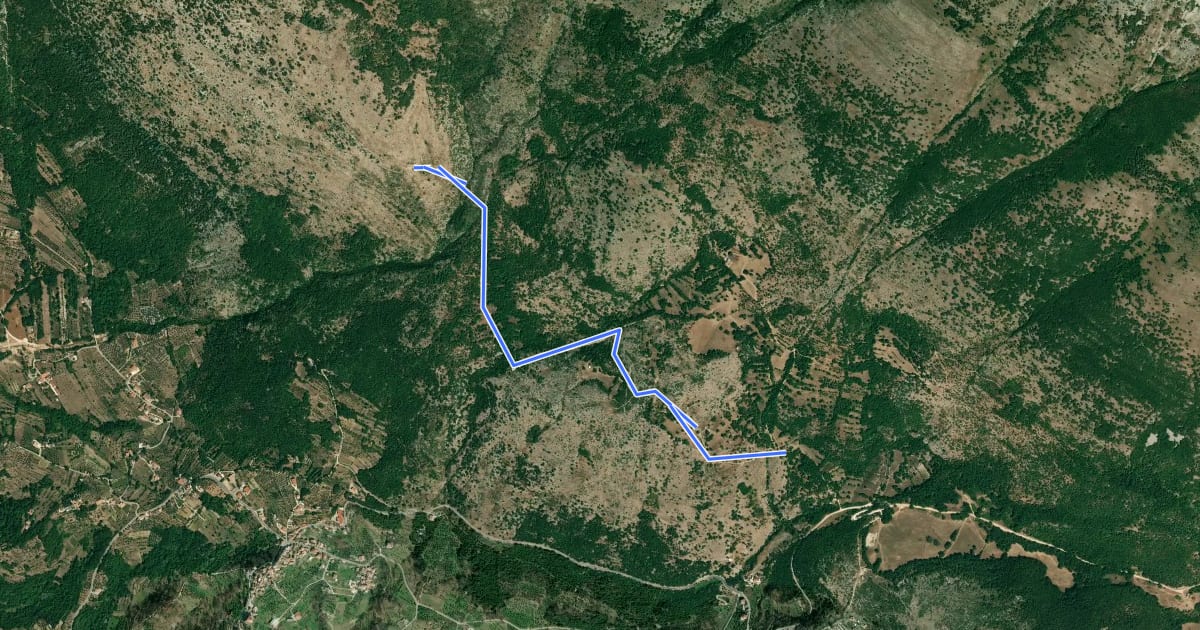 Маршрут Campo con Noi - Fontana Carovenzo на спутниковом снимке