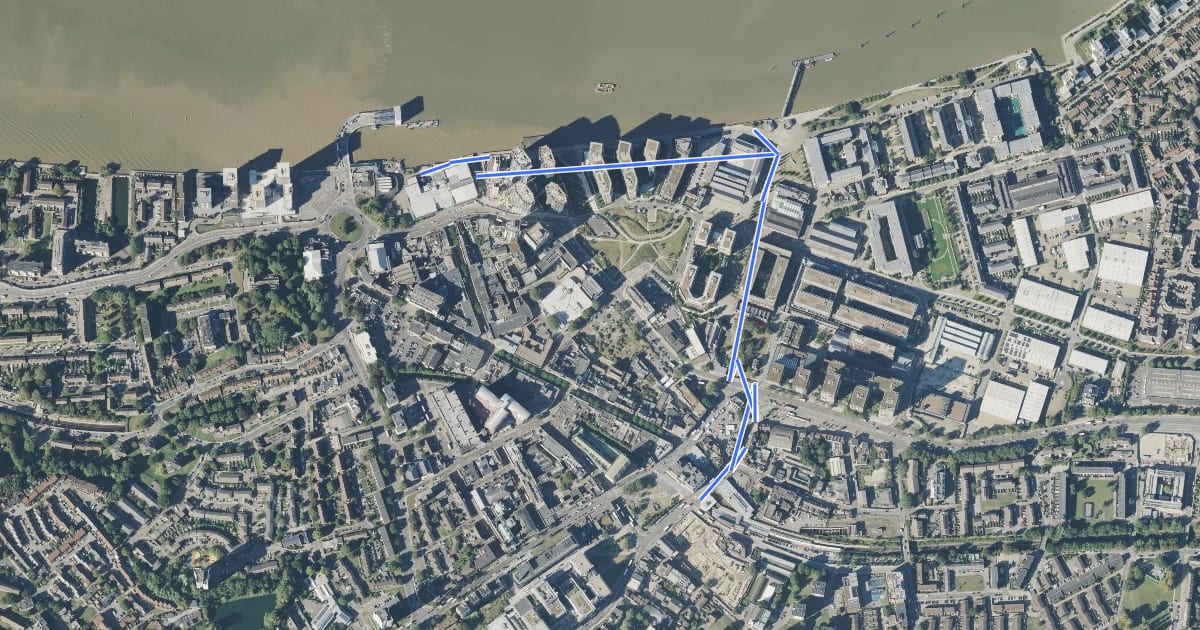 Маршрут Capital Ring link to Woolwich Arsenal station на спутниковом снимке