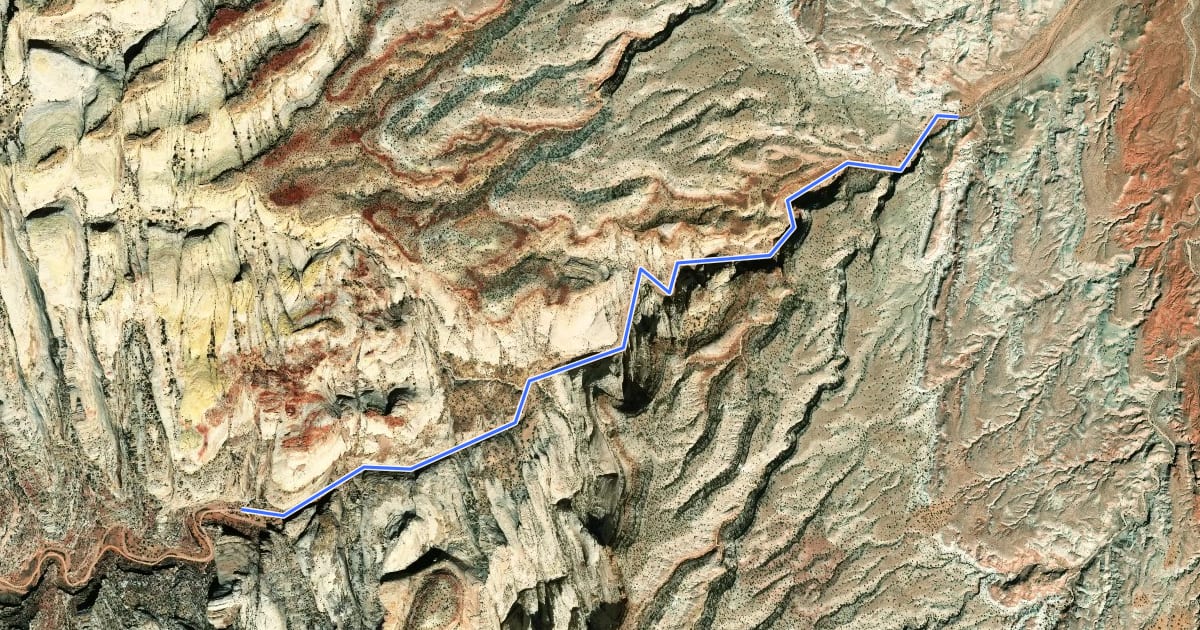 Маршрут Capitol Gorge Trail на спутниковом снимке