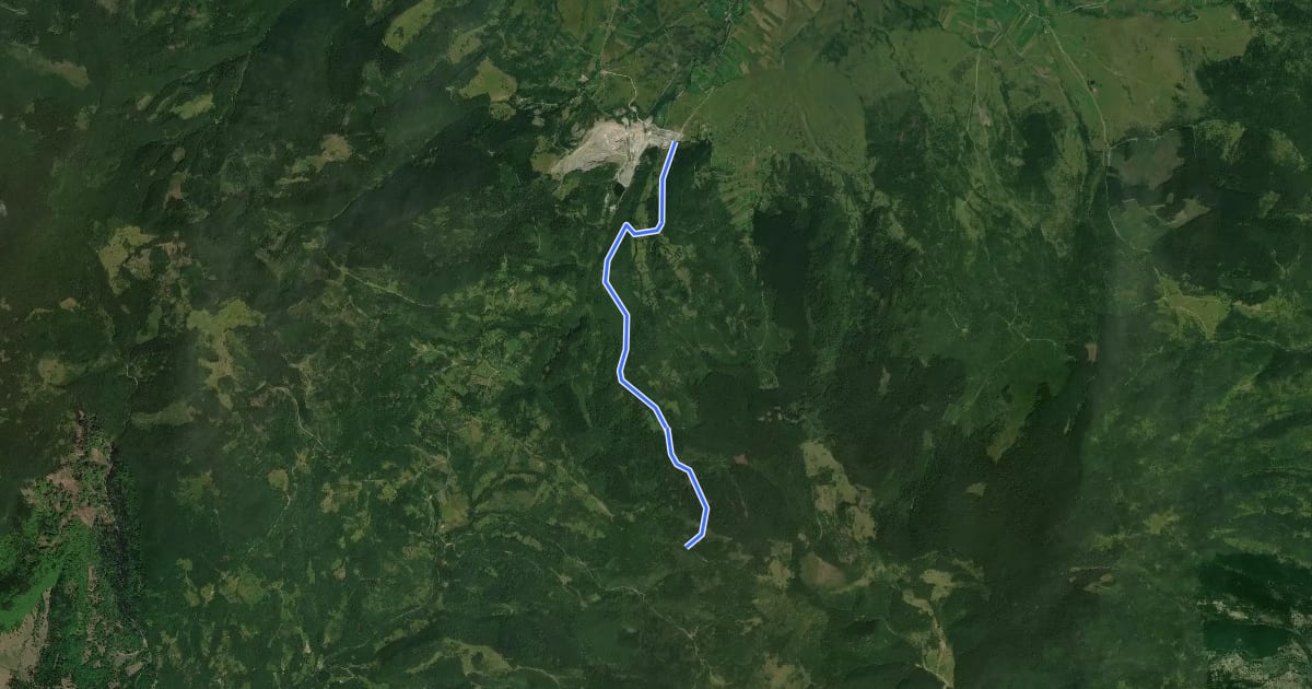 Маршрут Cariera Suseni - intersecție traseul BA (creasta principală) на спутниковом снимке