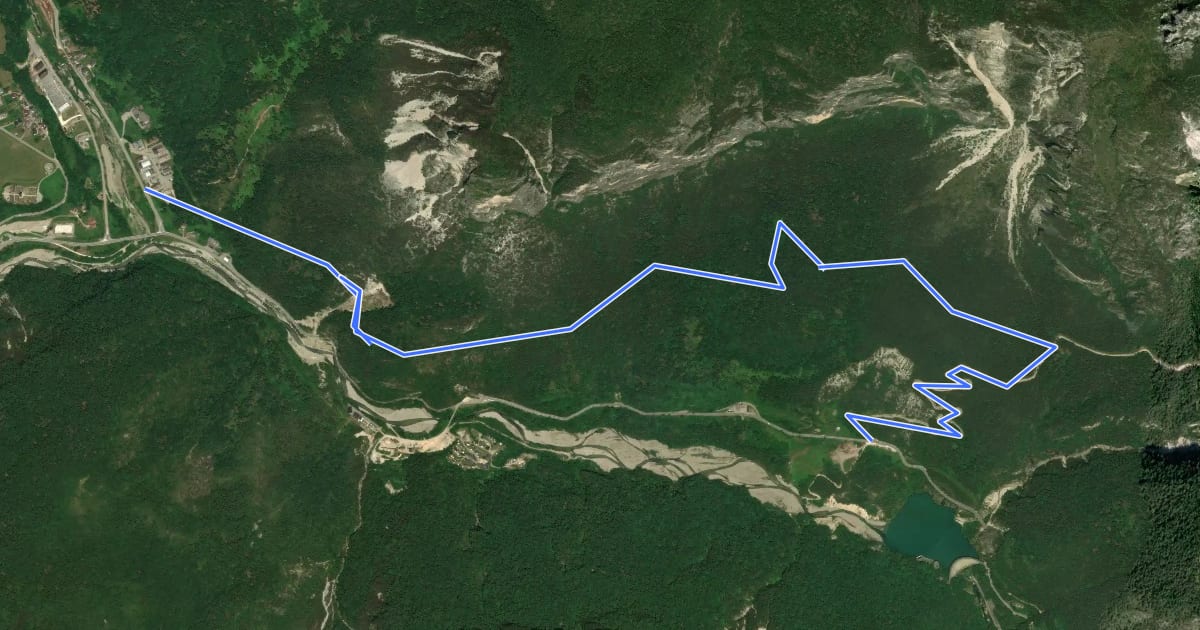 Маршрут Casere Mugon e Fagarè на спутниковом снимке