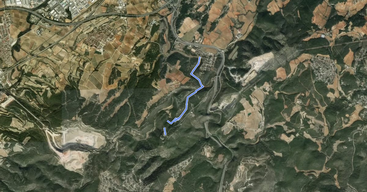 Маршрут Castell d'Olèrdola-Sant Miquel d'Olèrdola на спутниковом снимке
