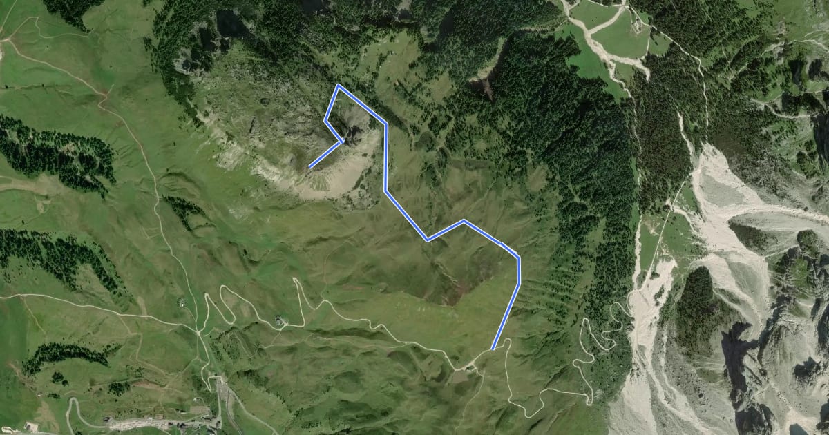 Маршрут Castellazzo Trekking del Cristo Pensante на спутниковом снимке