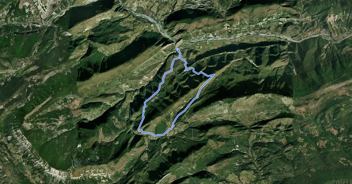 Маршрут Castellet Saint-Cassien на спутниковом снимке