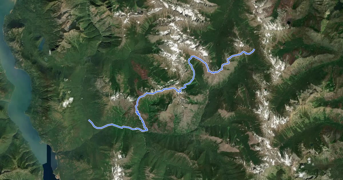 Маршрут Castle Pass на спутниковом снимке