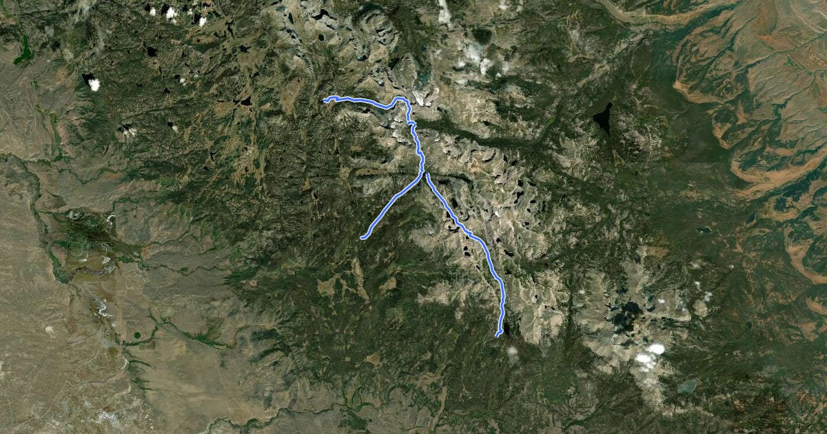 Маршрут CDT hfqCT Cirque of the Towers Route на спутниковом снимке