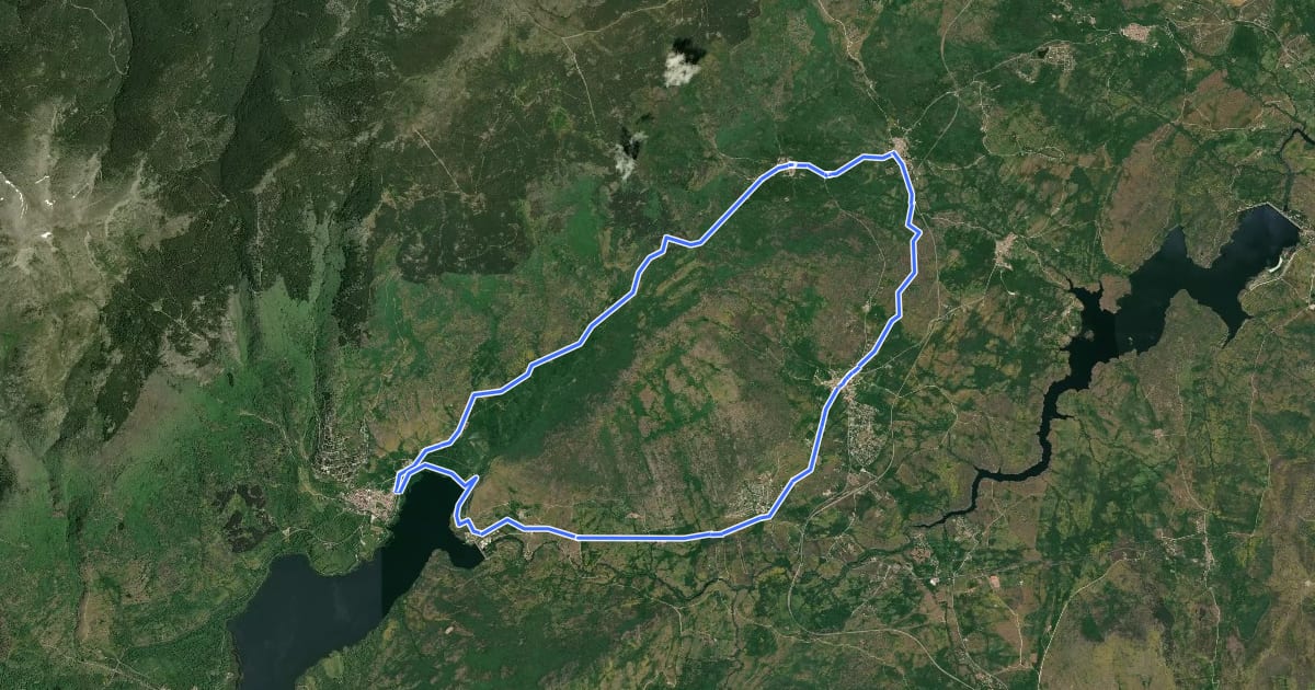 Маршрут Centro BTT "Valle del Lozoya" - Ruta 2 на спутниковом снимке