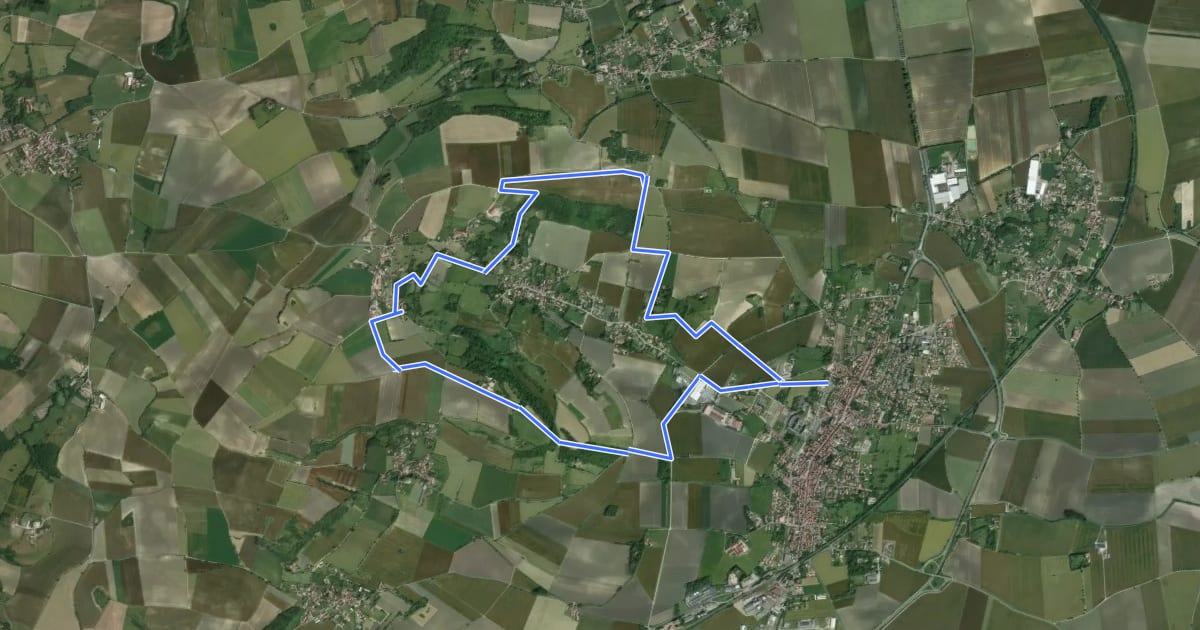 Маршрут Château de la Roche на спутниковом снимке