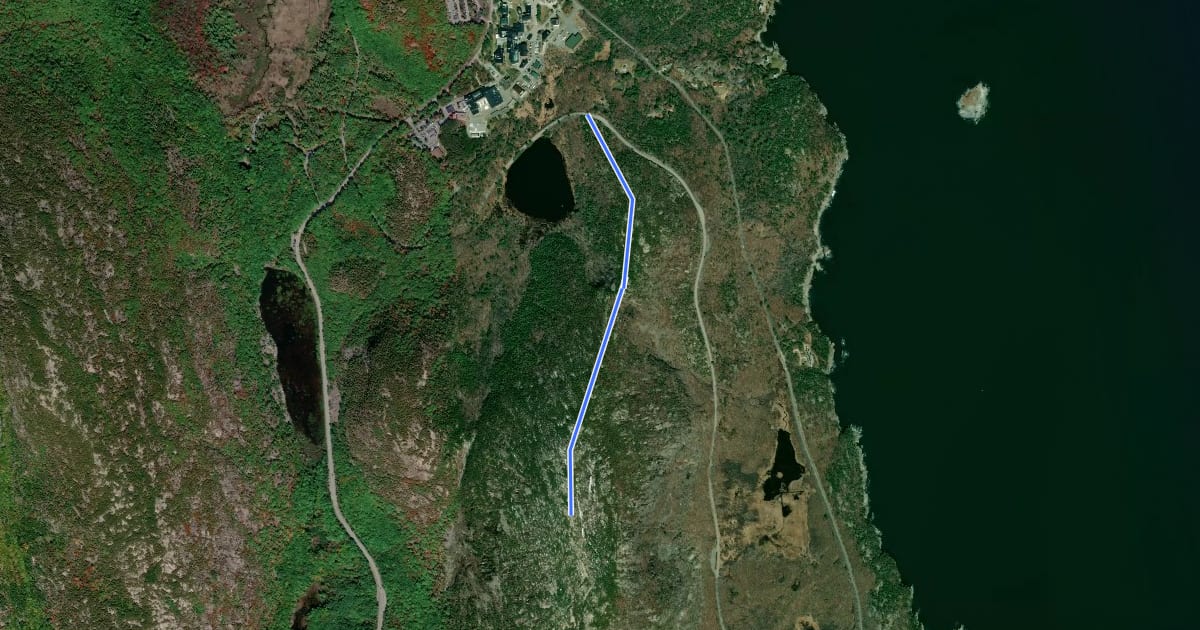 Маршрут Champlain North Ridge Trail на спутниковом снимке