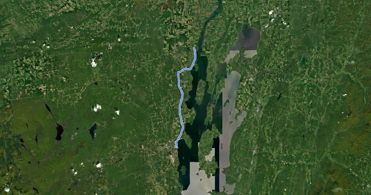 Маршрут Champlain Valley Trail (Plattsburgh to Canada Border) на спутниковом снимке