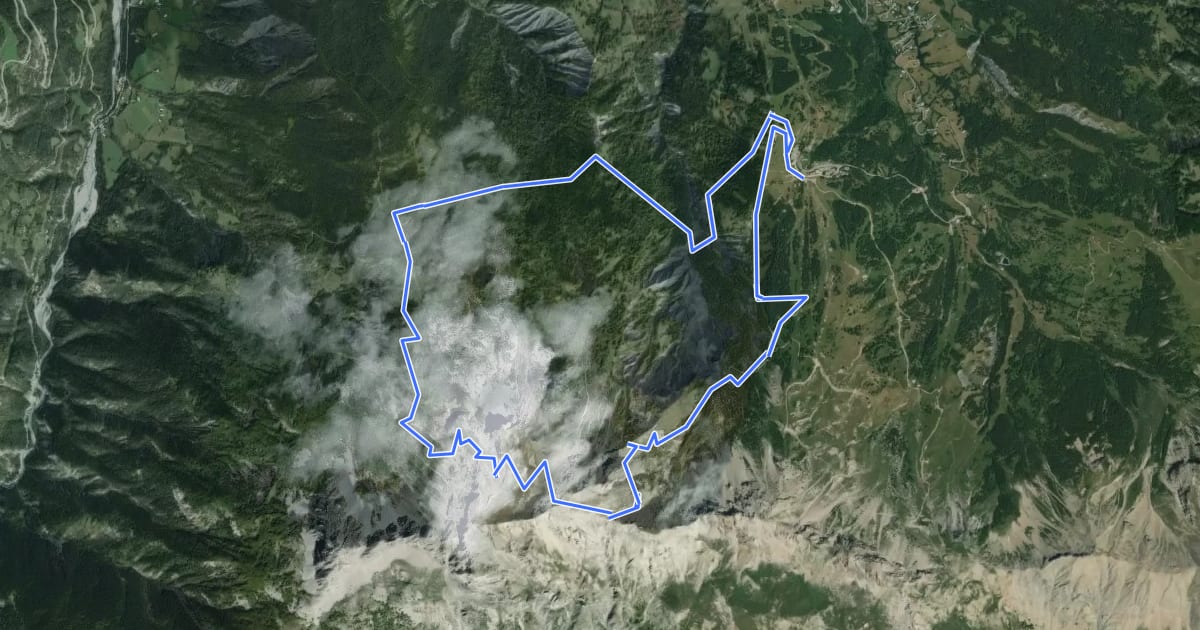 Маршрут Chapeau de Gendarme (2 683 m) на спутниковом снимке
