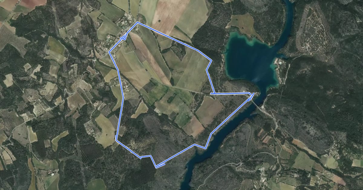 Маршрут Chapelle Notre-Dame-du-Verdon на спутниковом снимке