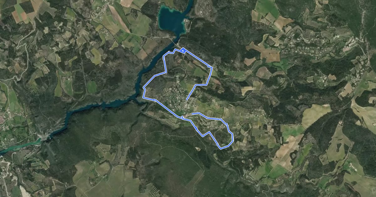 Маршрут Chemin de l'Eau на спутниковом снимке