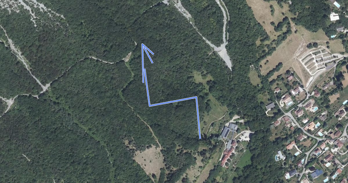 Маршрут Chemin de Manrèse на спутниковом снимке