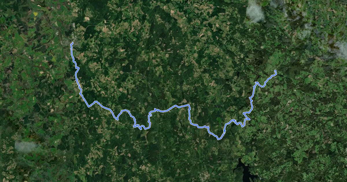 Маршрут Chemin de Montaigne de Banize à Bourganeuf на спутниковом снимке