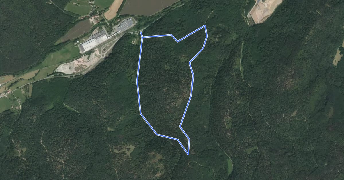 Маршрут Chemin des Bornes de l'Empereur на спутниковом снимке