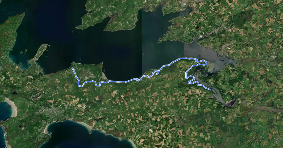Маршрут Chemin des Douaniers, Marros - Lanvéoc на спутниковом снимке