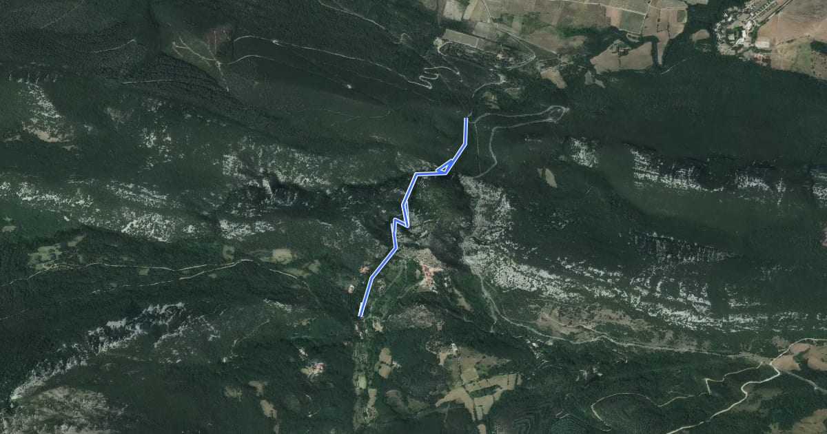 Маршрут Chemin des gorges de Saint-Jaume на спутниковом снимке