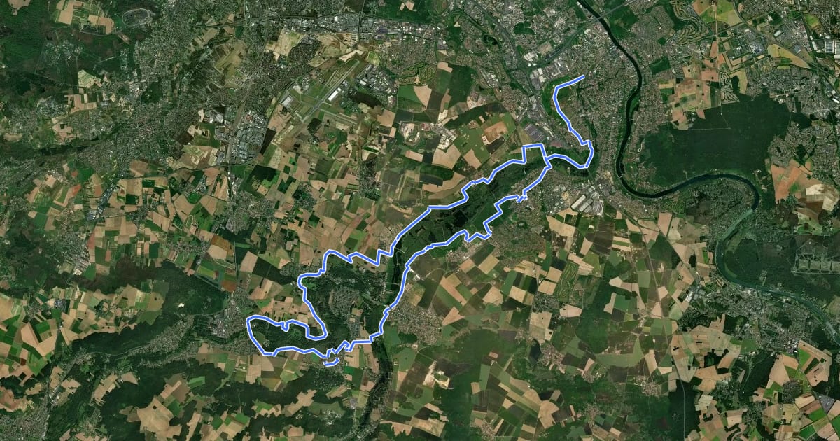 Маршрут Chemin des Marais на спутниковом снимке