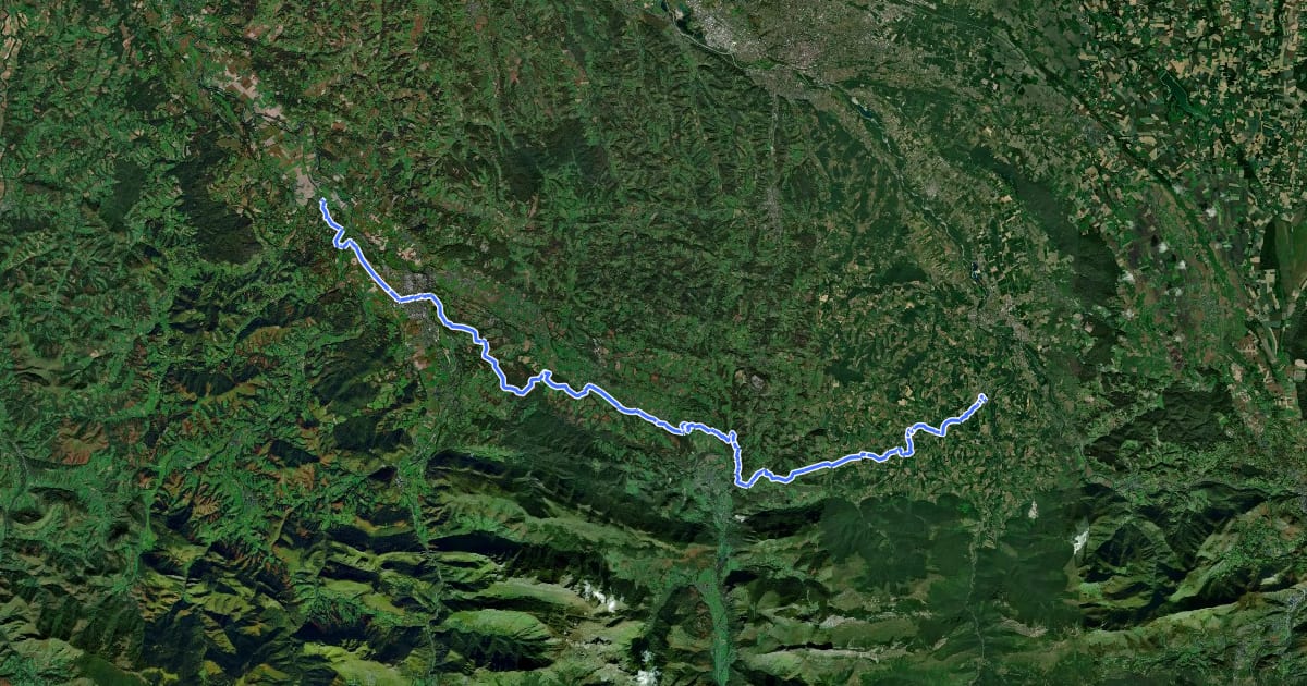 Маршрут Chemin du Piémont Pyrénéen на спутниковом снимке