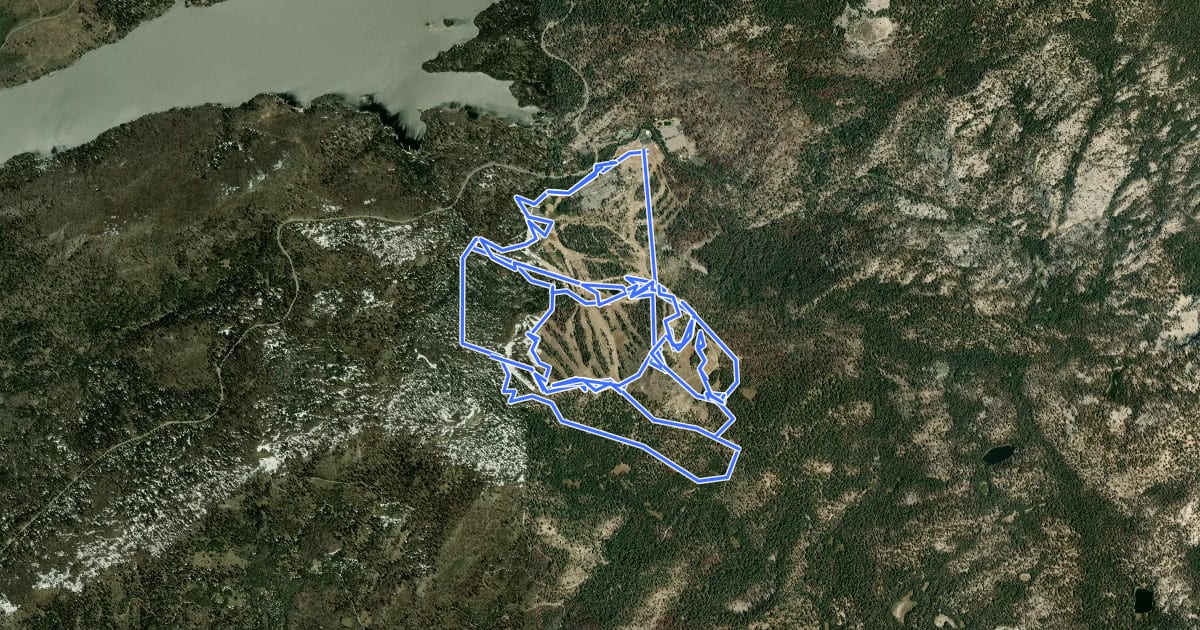 Маршрут China Peak Mountain Bike Park на спутниковом снимке