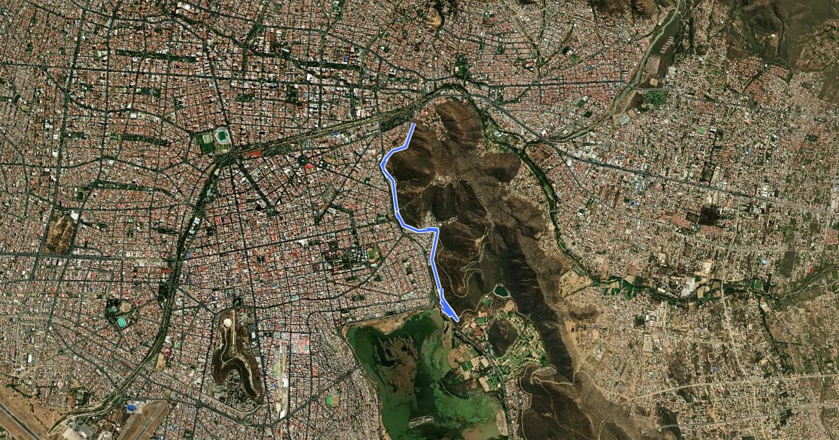 Маршрут Ciclovía Cerro San Pedro на спутниковом снимке