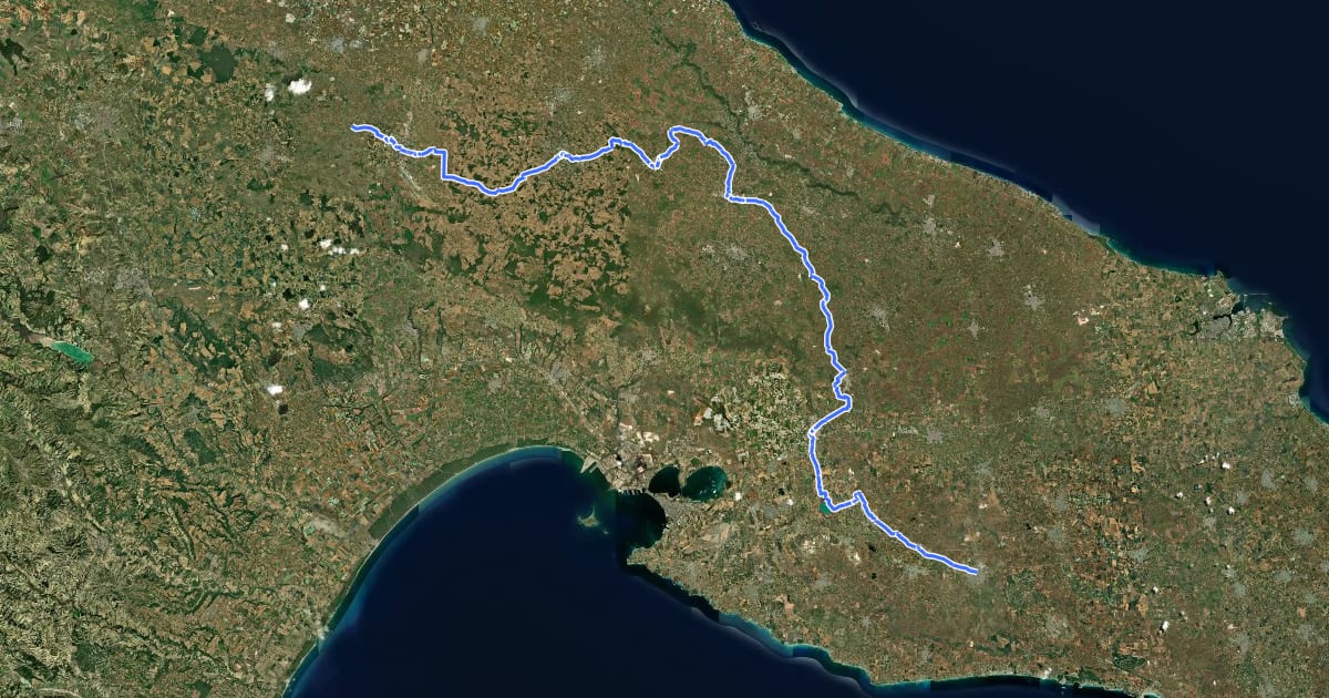 Маршрут Ciclovia dell'Acquedotto Pugliese на спутниковом снимке