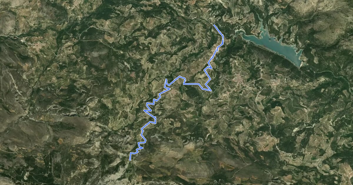 Маршрут [CIMA AT03] Font del Partegat ~ CV-757 на спутниковом снимке