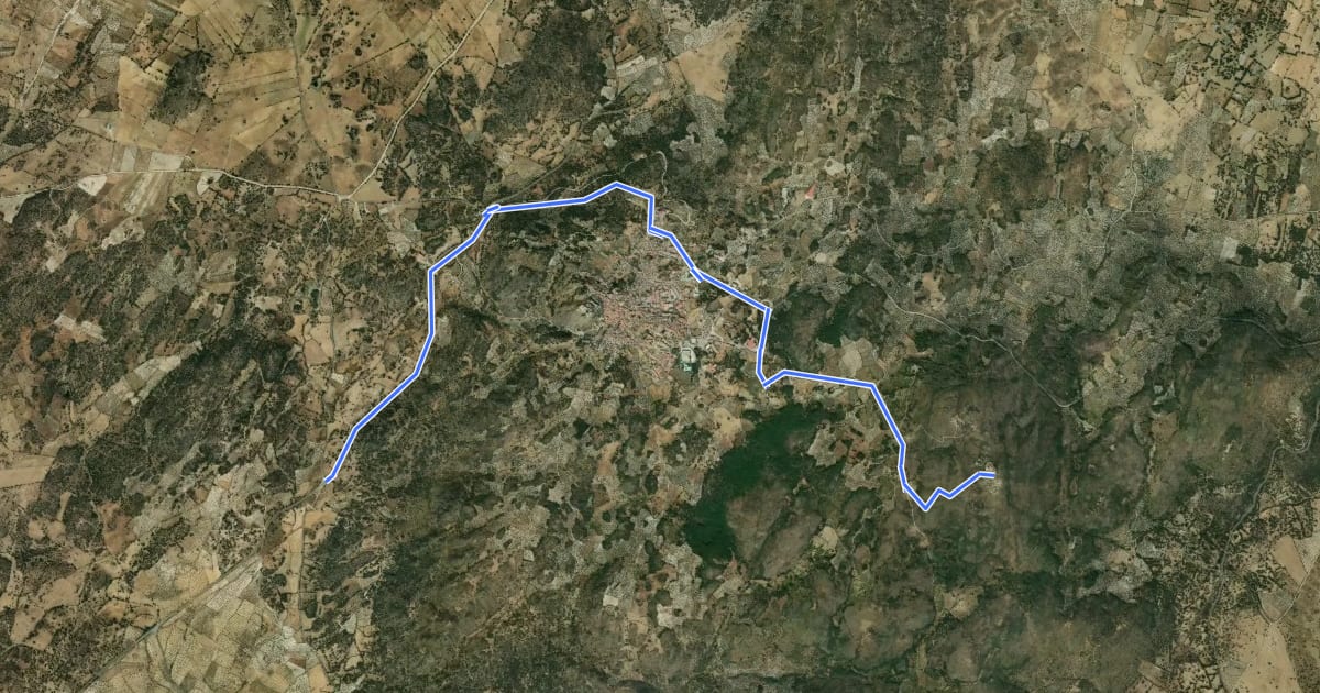 Маршрут [CIMA CC04] Montánchez (antenas) на спутниковом снимке
