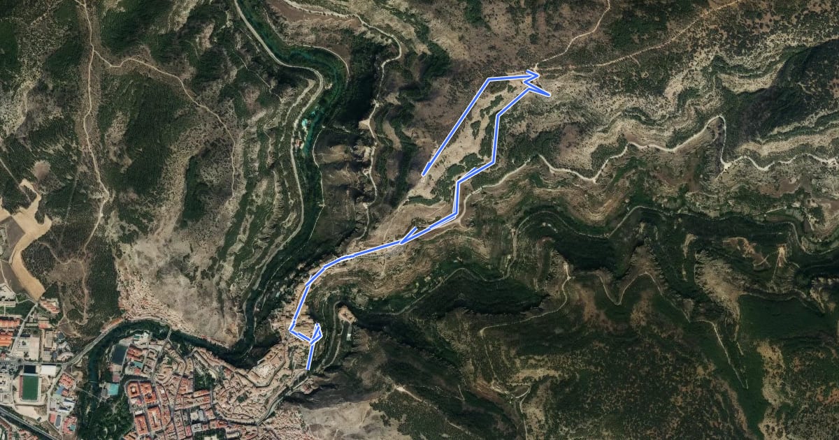 Маршрут [CIMA CU05] Cerro de San Cristóbal * Casas Colgadas на спутниковом снимке