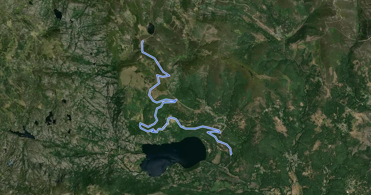 Маршрут [CIMA ZM03] Laguna de los Peces ~ Atajo Castañeda на спутниковом снимке