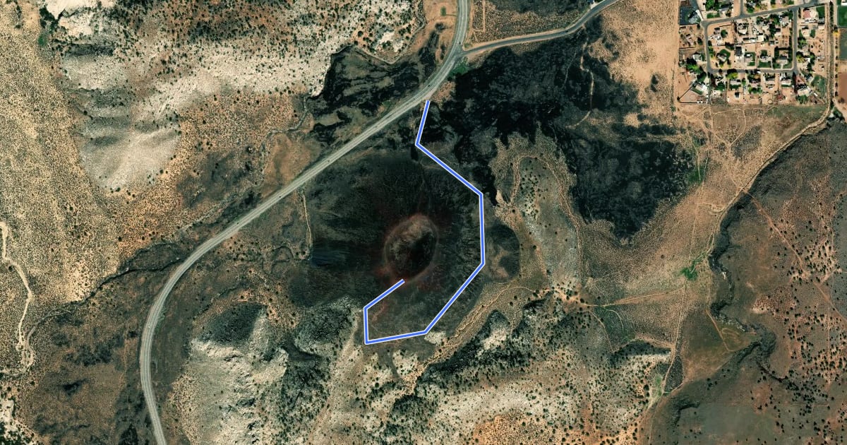 Маршрут Cinder Cone Trail на спутниковом снимке