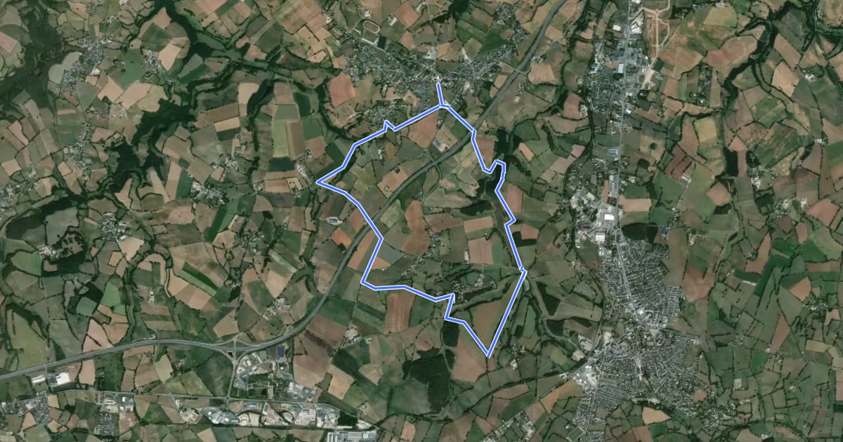Маршрут Circuit 9 Planèzes на спутниковом снимке