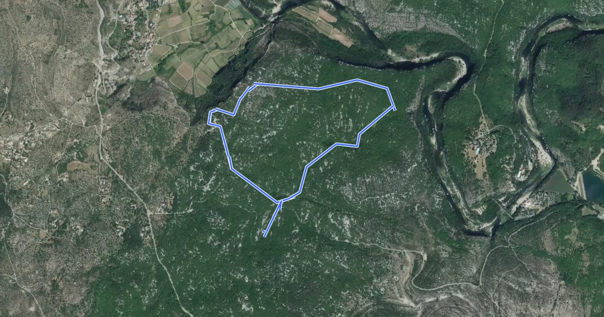 Маршрут Circuit bleu de St. Eugéne на спутниковом снимке