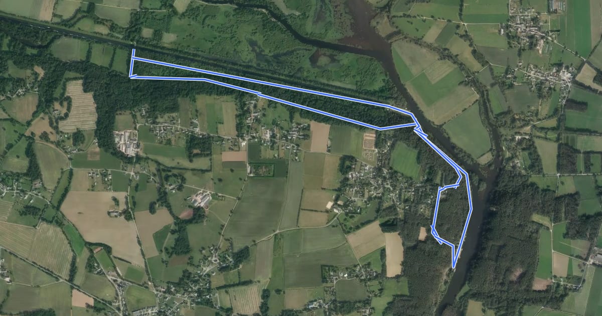 Маршрут Circuit de l'écluse de la Maclais на спутниковом снимке