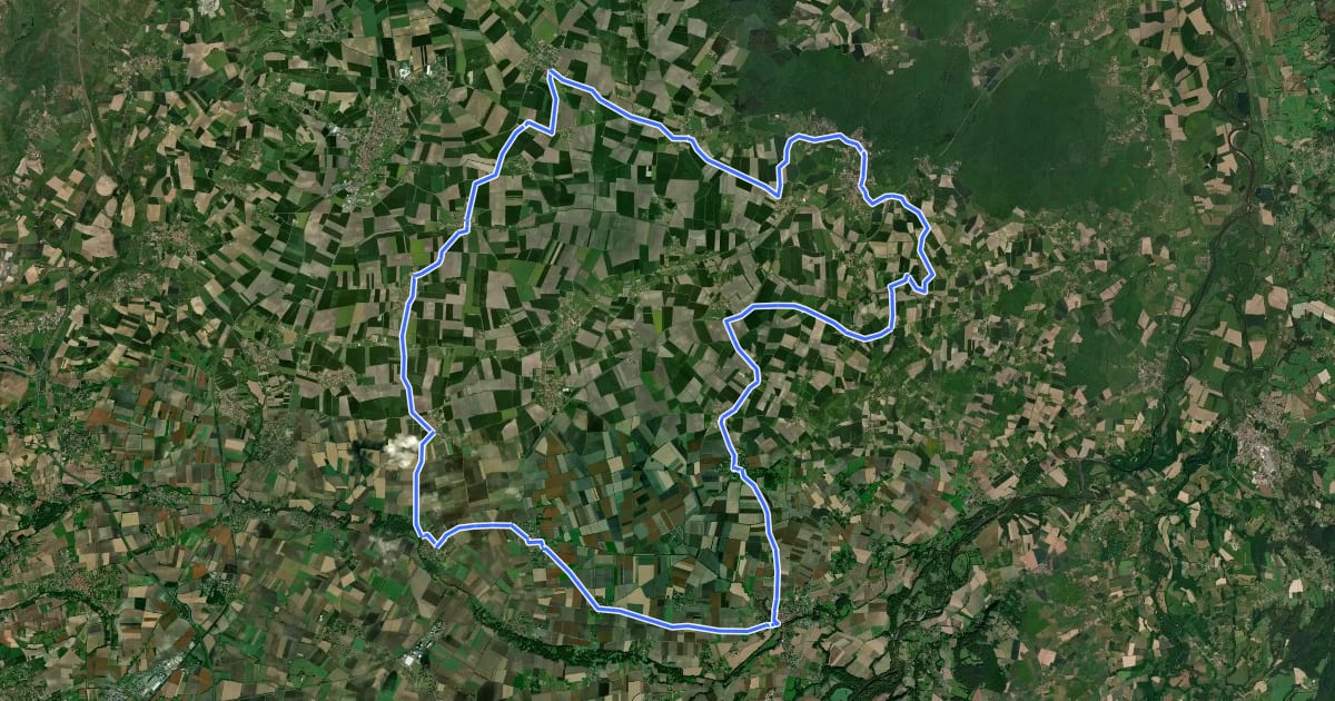 Маршрут Circuit de la Limagne - Villages et Châteaux на спутниковом снимке