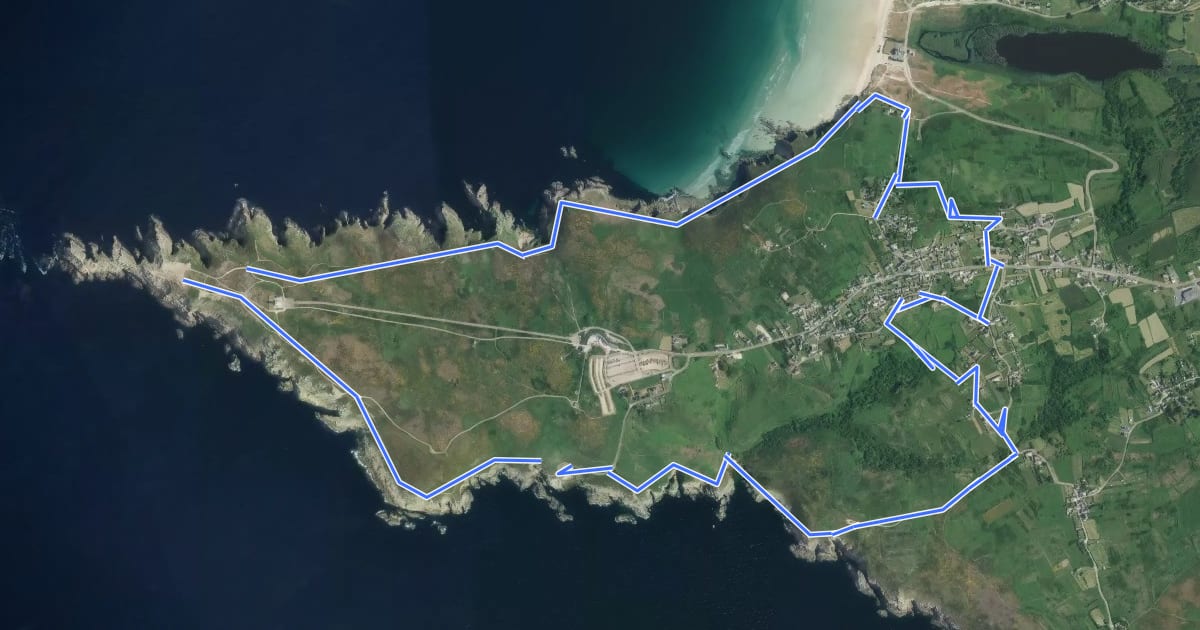 Маршрут Circuit de la Pointe du Raz на спутниковом снимке