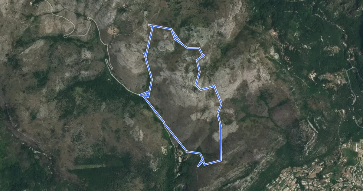 Маршрут Circuit des Blaquières на спутниковом снимке