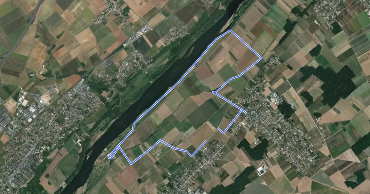 Маршрут Circuit des bords de Loire на спутниковом снимке