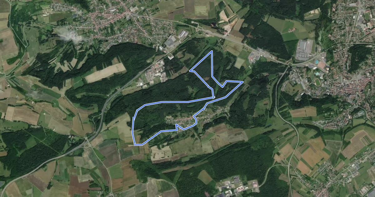 Маршрут Circuit des calvaires на спутниковом снимке